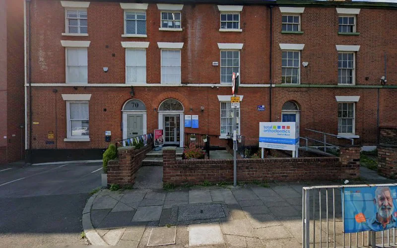 Dr Mark Fazakerley - Dentist in Warrington