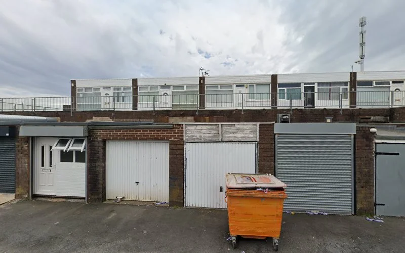 Michael Hartley - Dental clinic in Fleetwood