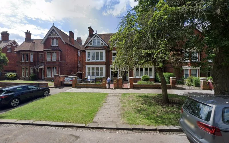 Dental Implants Bedford - Dental implants periodontist in Bedford