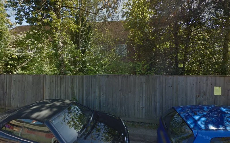 Dr Elmar Jung Dental Practice - Dentist in Southampton