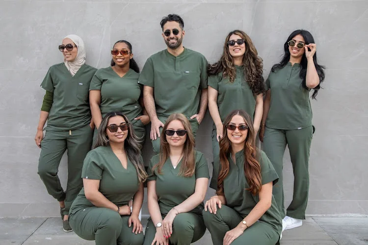 Siha Dental | Facial | Invisalign | Emergency Dentist - Dentist in London