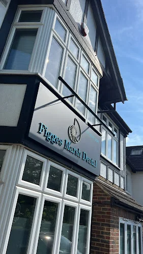 Figges Marsh Dental - Dental clinic in Mitcham