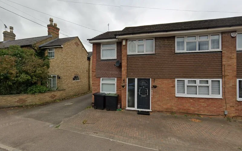 Dr Mohammed Hafize - Flitwick High Street Dental Practice - Dental clinic in Bedford