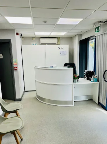 Perfect Smile - Dentist in Woking - Dentist in Woking