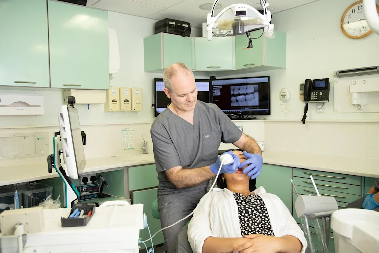 Thorpe Lea Dental Staines Practice - Dentist in Egham