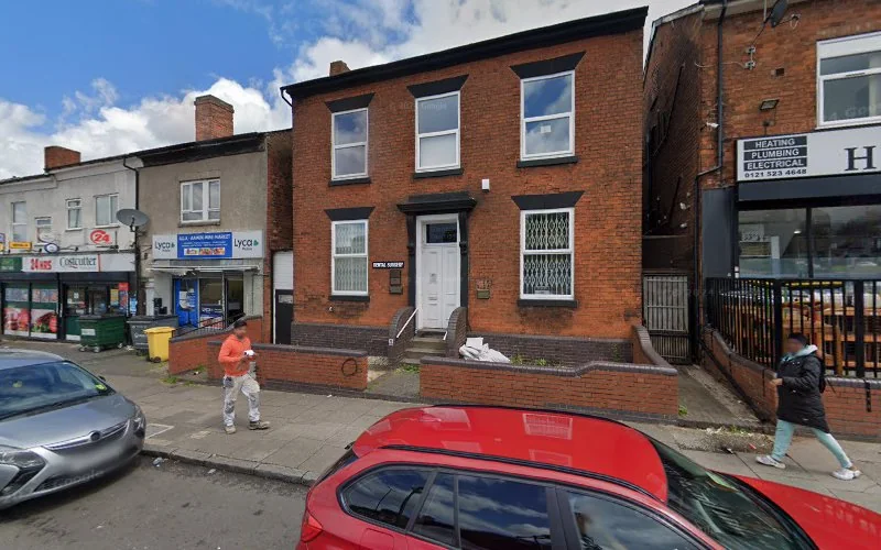 Azmat I - Dental clinic in Birmingham