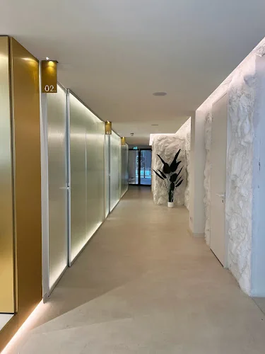 Tomas Dental Clinic - Dental clinic in Manchester