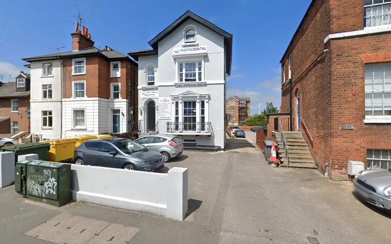 Alan Lewis And Associates Ltd - Dental clinic in Reading