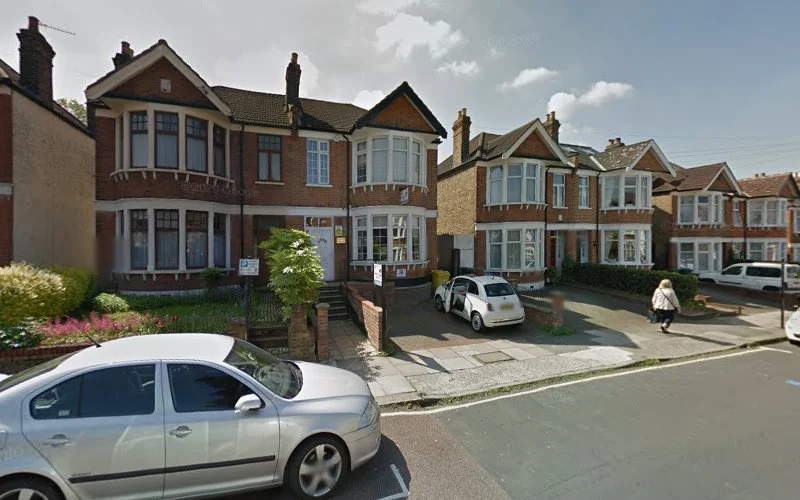 Mr Z Fahmi - Eltham Dental Surgery - Dentist in London