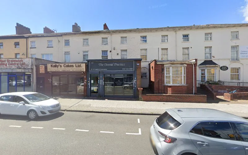 Kainth & Associates - Dental clinic in West Bromwich