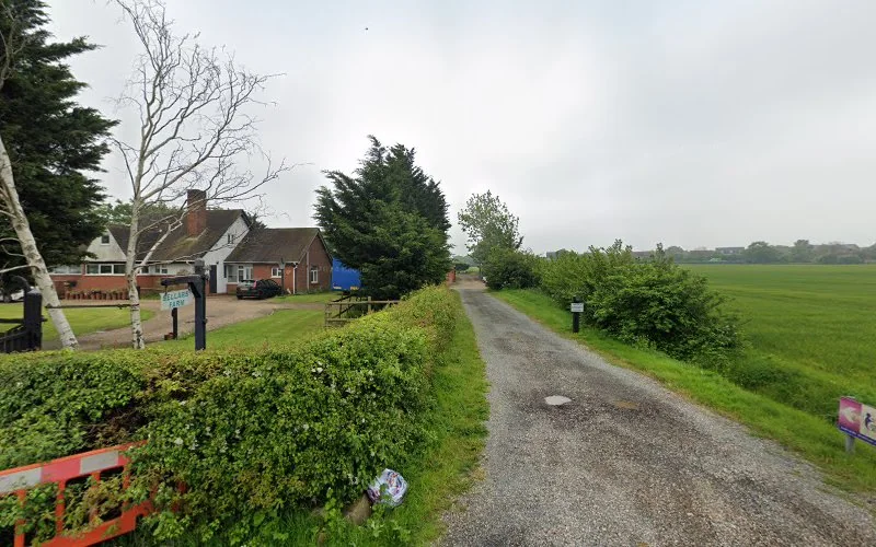 Click Dental - Dentist in Basildon