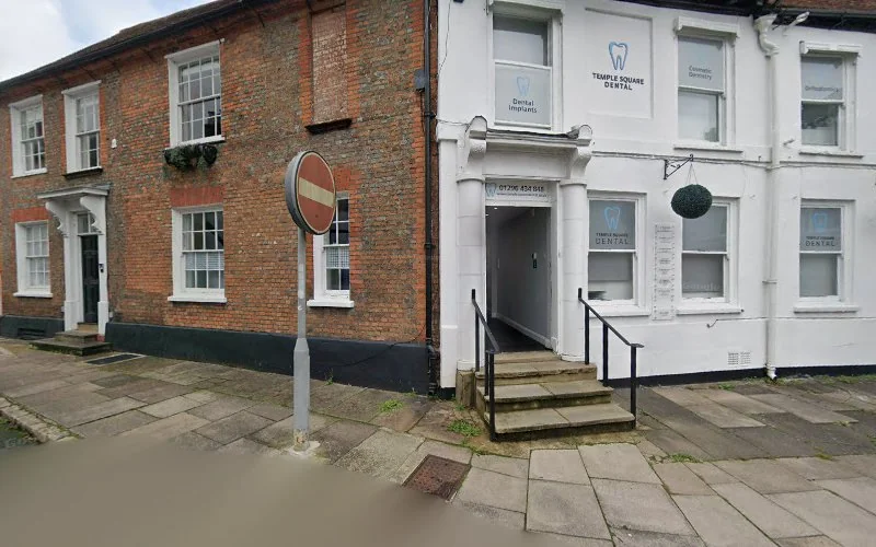 Sandhu P - Dental clinic in Aylesbury