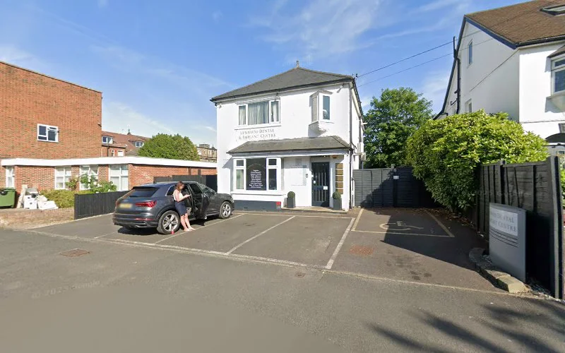 Mr B G Grundy - Lynwood Dental & Implant Centre - Dentist in Worcester Park