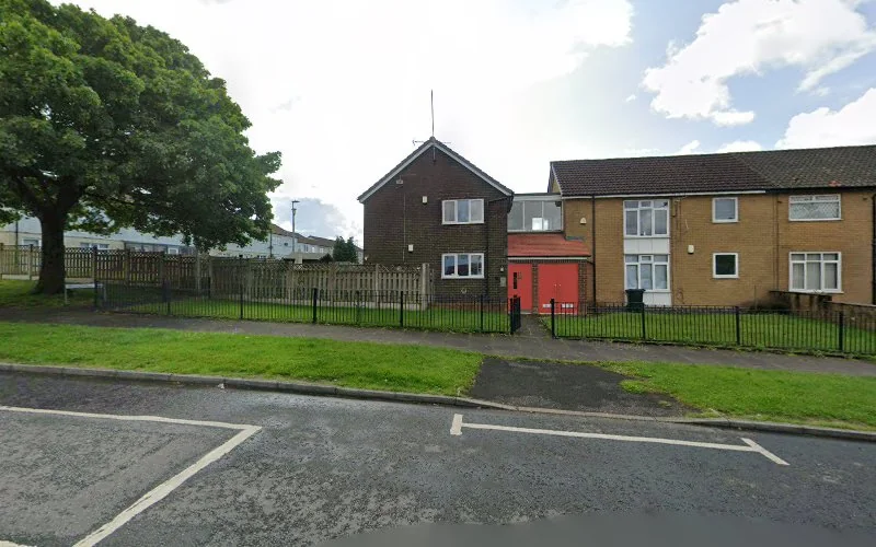 Pinfold Dental Practice - Dental clinic in Hyde