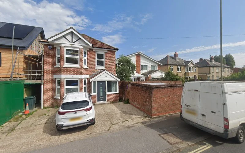 Michael Roberts - Dental clinic in Southampton