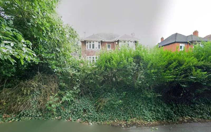 Matthews Philip - Dental clinic in Wolverhampton