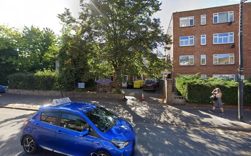 Wanstead Village Dental & Health Centre - Dental clinic in London