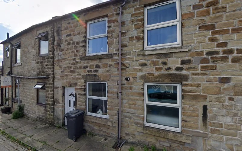 Banerjee P & Givens C D - Dental clinic in Batley