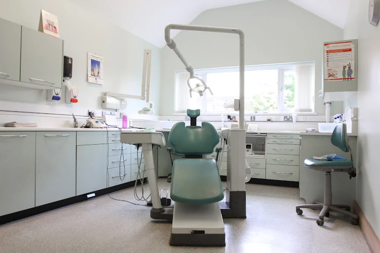 Clear Dental, 339 Cregagh Road (formerly Alan Parker & Associates Dental Practice) - Dentist in Belfast