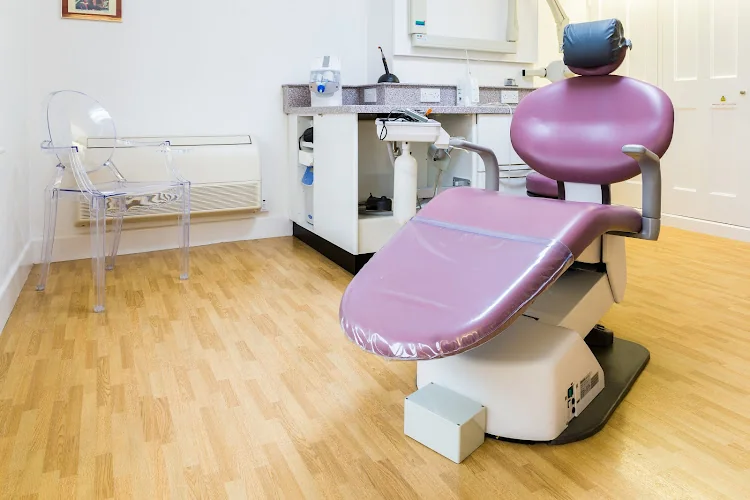 Dentistry 19 - Dental clinic in Sawbridgeworth