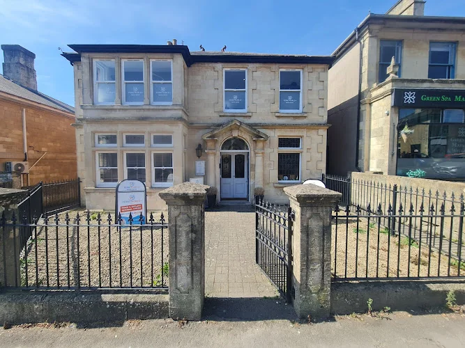 PerioWorld Dental Suites. Periodontal and Implant Referral dental practice. - Dental clinic in Chippenham