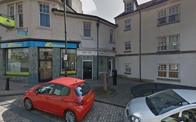 Independent Dental Laboratory - Dental clinic in Dunfermline