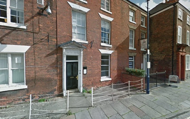 Pump Square Dental Lodge - Dental clinic in Boston