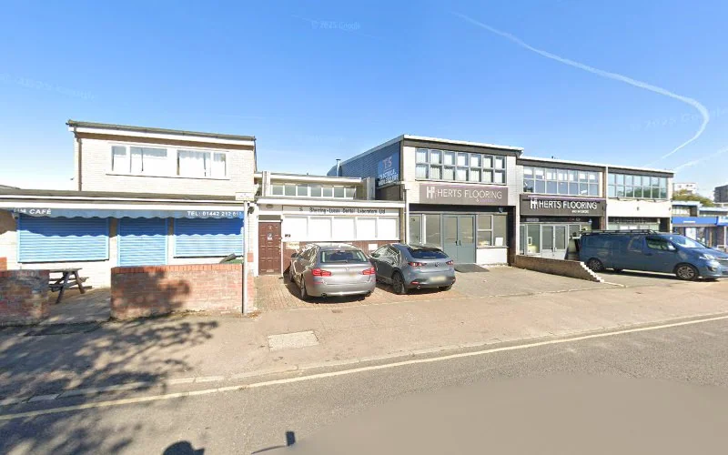 Sherring-Lucas Dental Laboratory Ltd - Dental laboratory in Hemel Hempstead