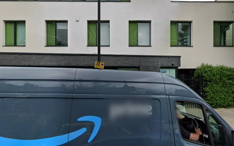 Dr J E S West - Kentish Town Health Centre James Wigg Group - Clinic in London