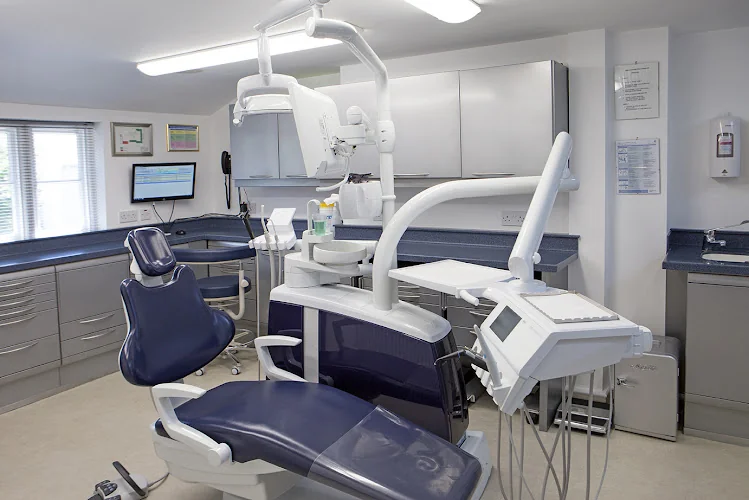 Cottage Dental and Implant Clinic - Dentist in Swindon