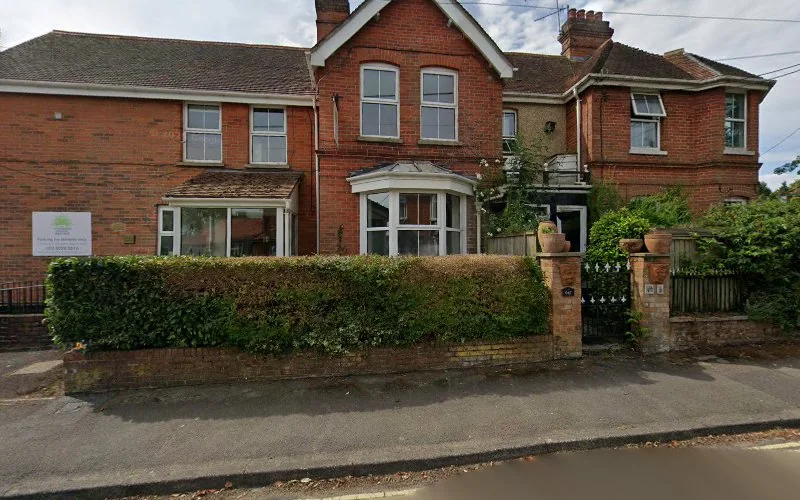 The Lyndhurst Dental Practice - Dental clinic in Lyndhurst