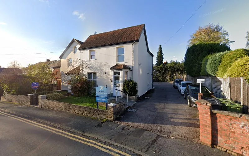 Hadfield M - Dental clinic in Camberley