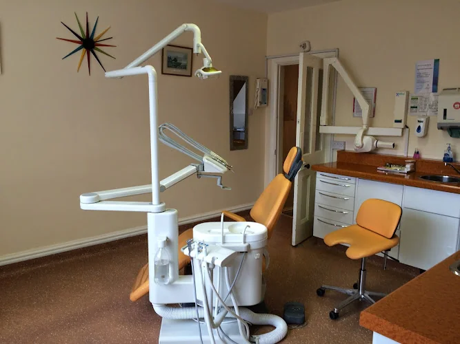 Brightsmile Dental Practice - Dental clinic in Nottingham