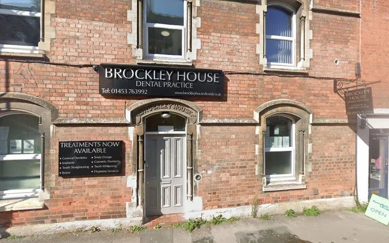 Sunnar T - Dental clinic in Stroud