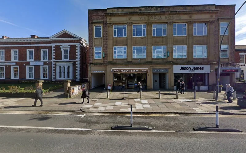 Peter Equizi BDS - Dental clinic in Southport