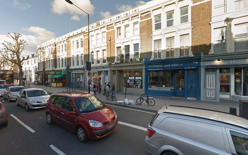 Dental Hygienist Clinic - Cosmetic dentist in London