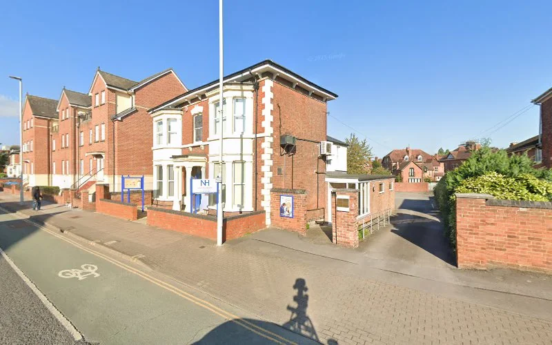 Andrews P J - Dental clinic in Gloucester