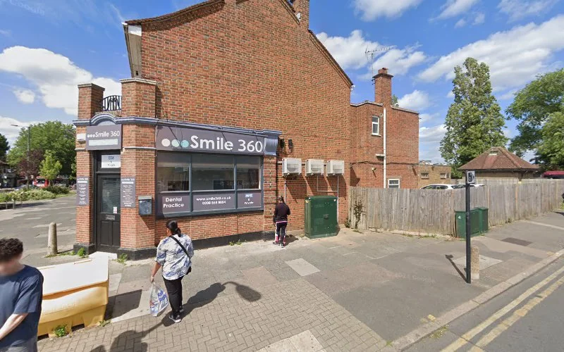 Mududi Mr - Dentist in Harrow