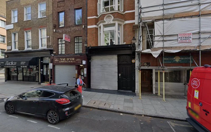 Hatton Garden Dentist - Dental clinic in London