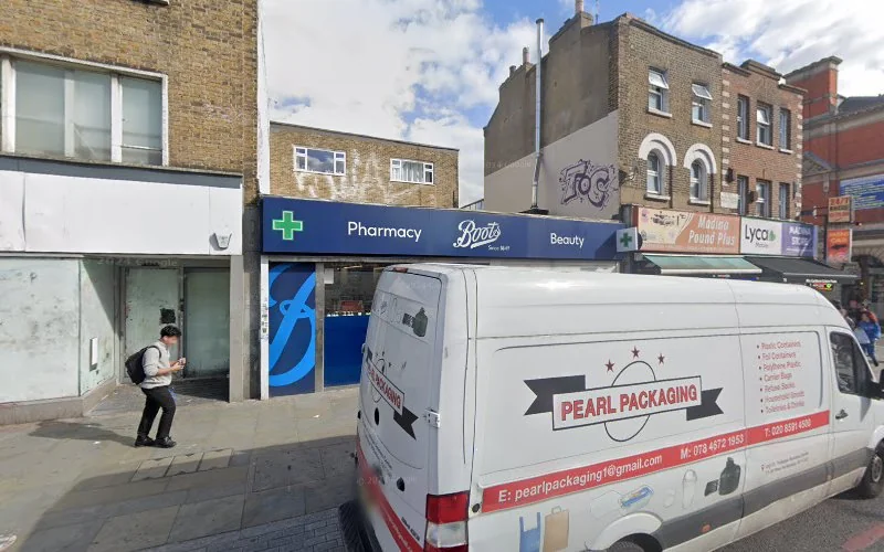 M & D Health Care - Dental clinic in London