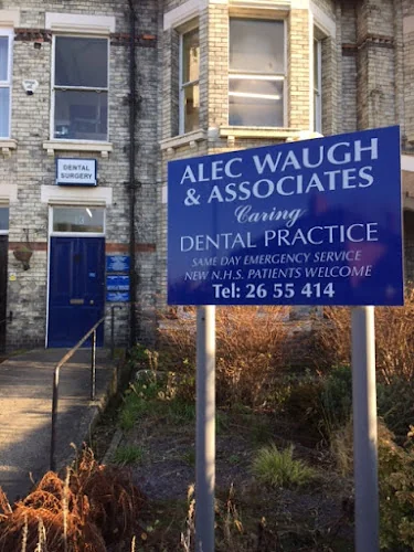 Alec Waugh & Associates - Dental clinic in Newcastle upon Tyne