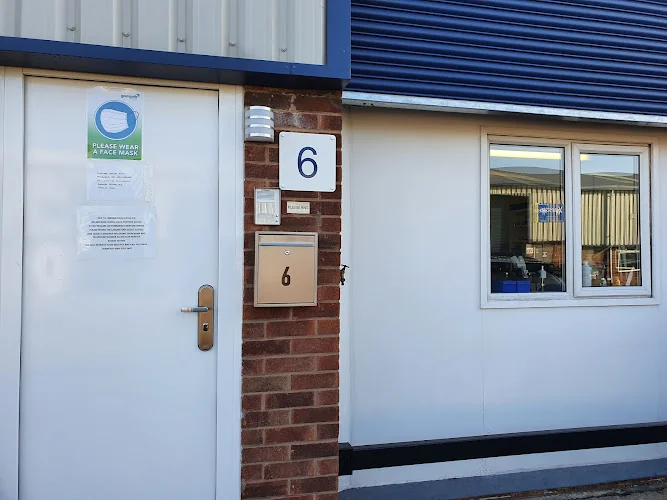 Oak Dental Laboratory - Dental laboratory in Tamworth