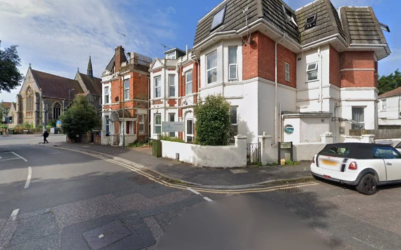 Dentapol Ltd - Dental clinic in Bournemouth