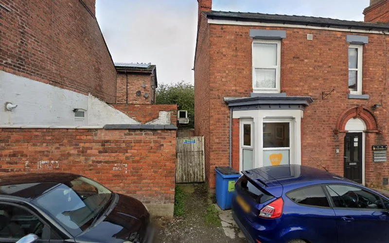 Crown Dental Care - Dental clinic in Middlewich