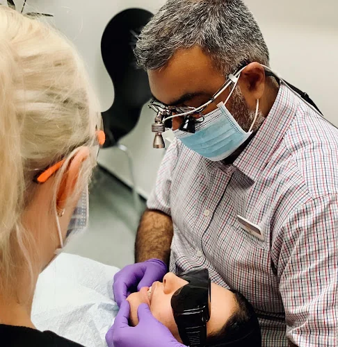 Smile Essential Dental Practice - Dental clinic in Leicester