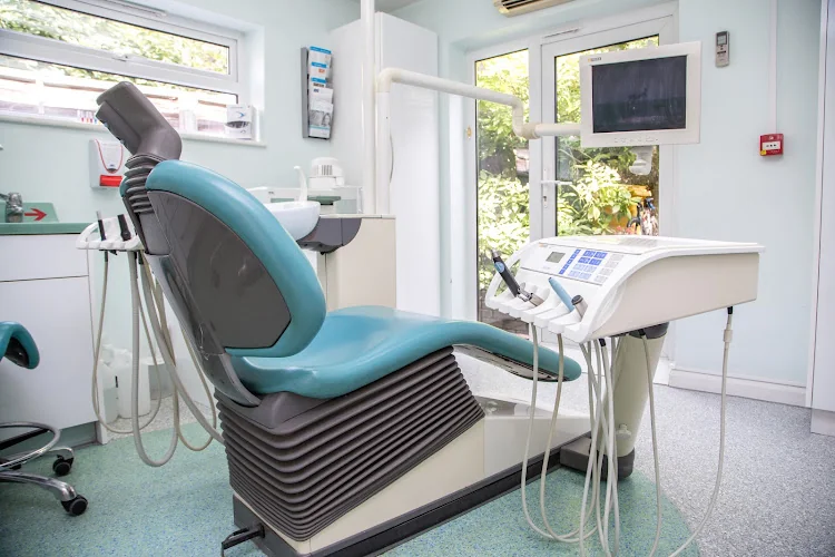High Street Dental Practice - Dentist in Cambridge