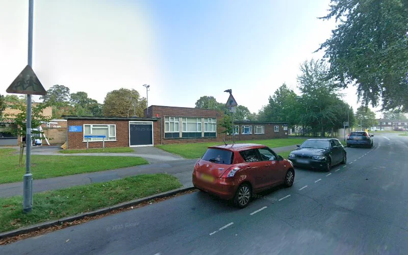 Community Dental clinic - Dental clinic in Reading