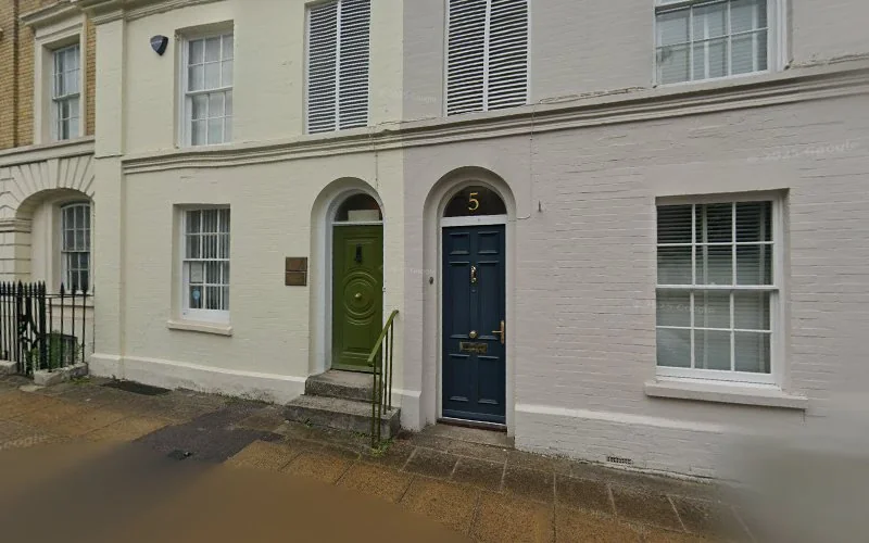 St Cross Road Dental Practice - Dental clinic in Winchester