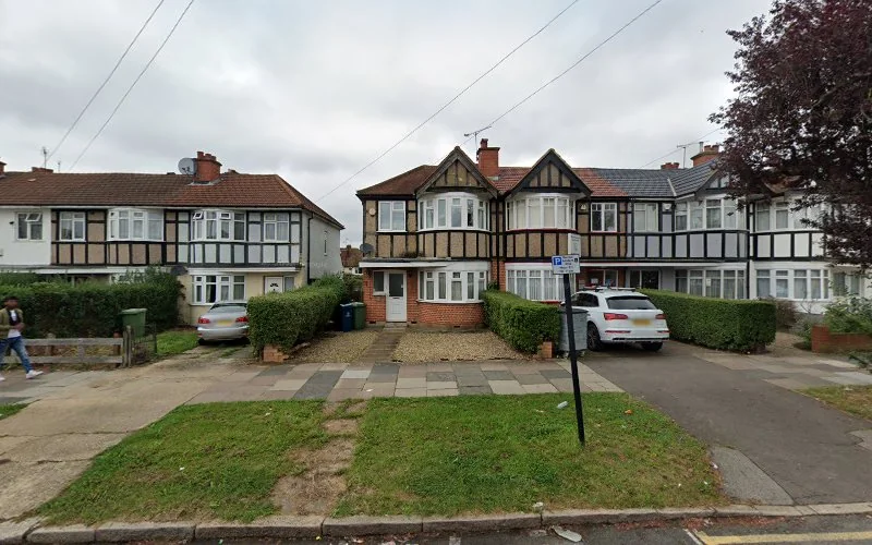 Rayners Lane Dental Practice - Dental clinic in Harrow