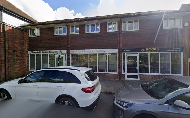 Nasser Dr Z - Dental clinic in Hindhead